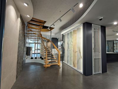NUOVO SHOWROOM  DI PAVIMENTI E RIVESTIMENTI!